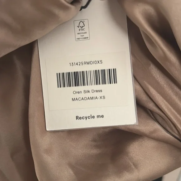 Reformation Oren Silk Dress Macadamia Size. XS New w/Tags - Picture 8 of 8